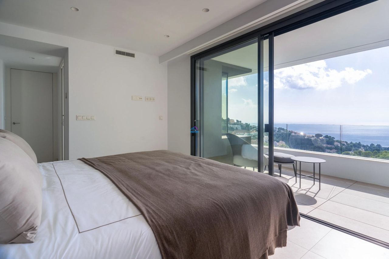 Villa on Costa Blanca, Spain, 467 m² - picture 11