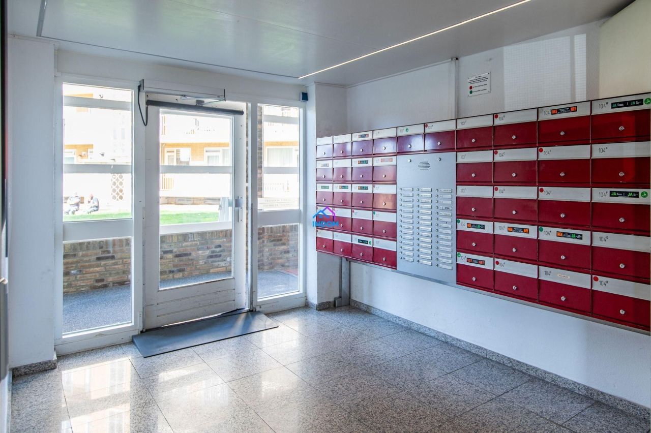 Apartment in The Hague, Netherlands, 64 m² - picture 12