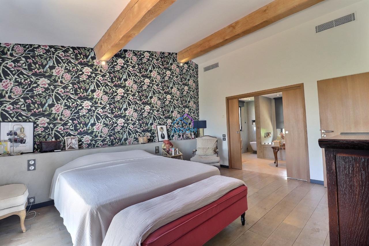 Villa en Saint-Tropez, Francia, 385 m² - imagen 12