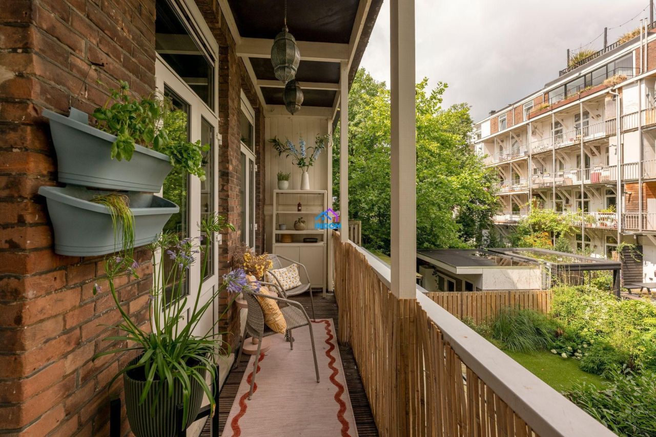 Apartment in Amsterdam, Netherlands, 67 m² - picture 12