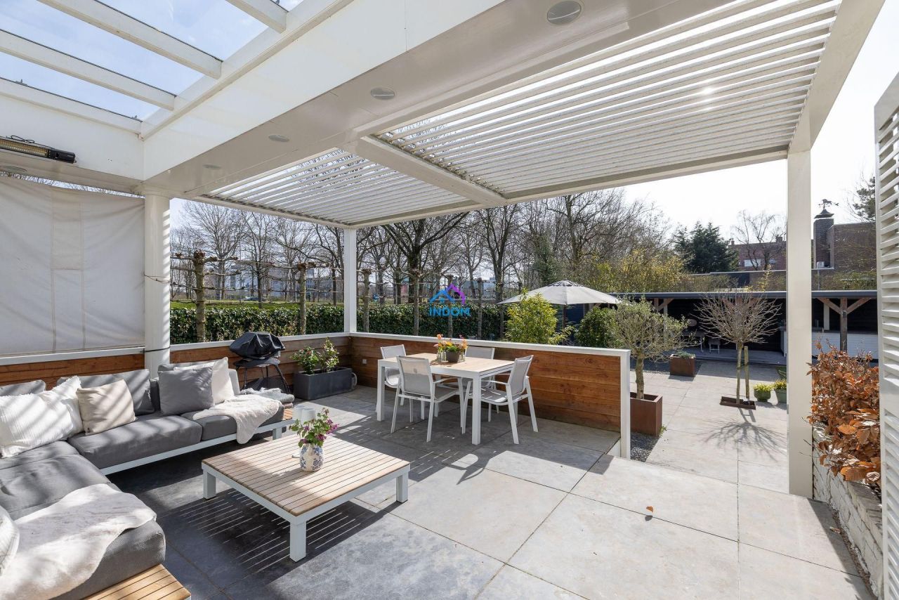 Villa in Rotterdam, Netherlands, 221 m² - picture 13