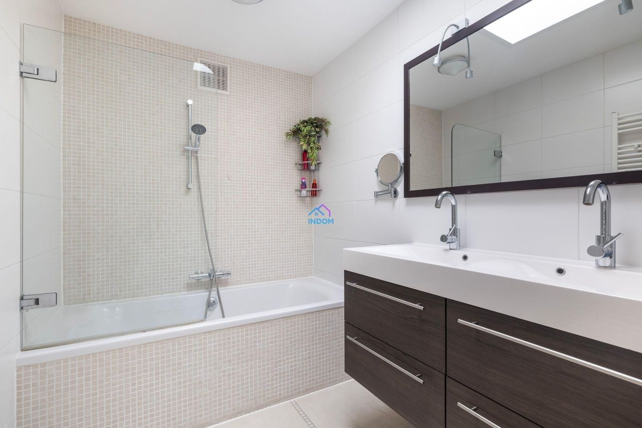 Villa en Utrecht, Países Bajos, 353 m² - imagen 14