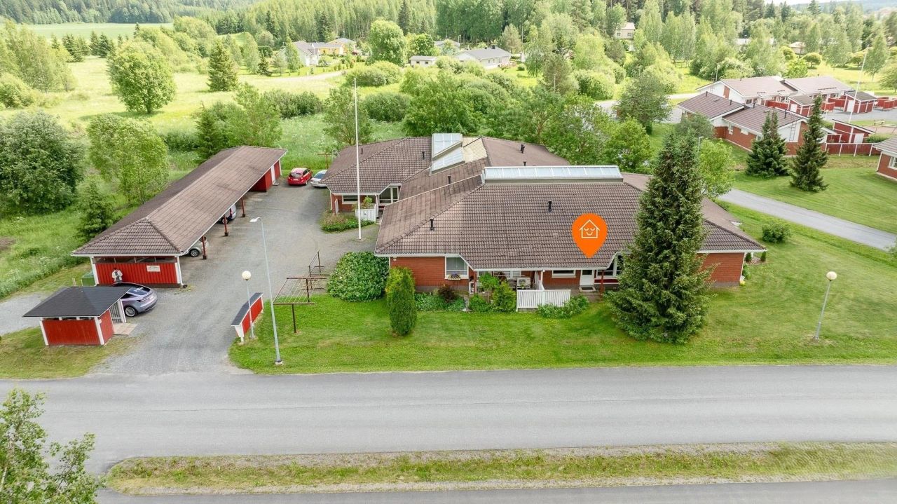 Casa adosada en Huittinen, Finlandia, 40 m² - imagen 1