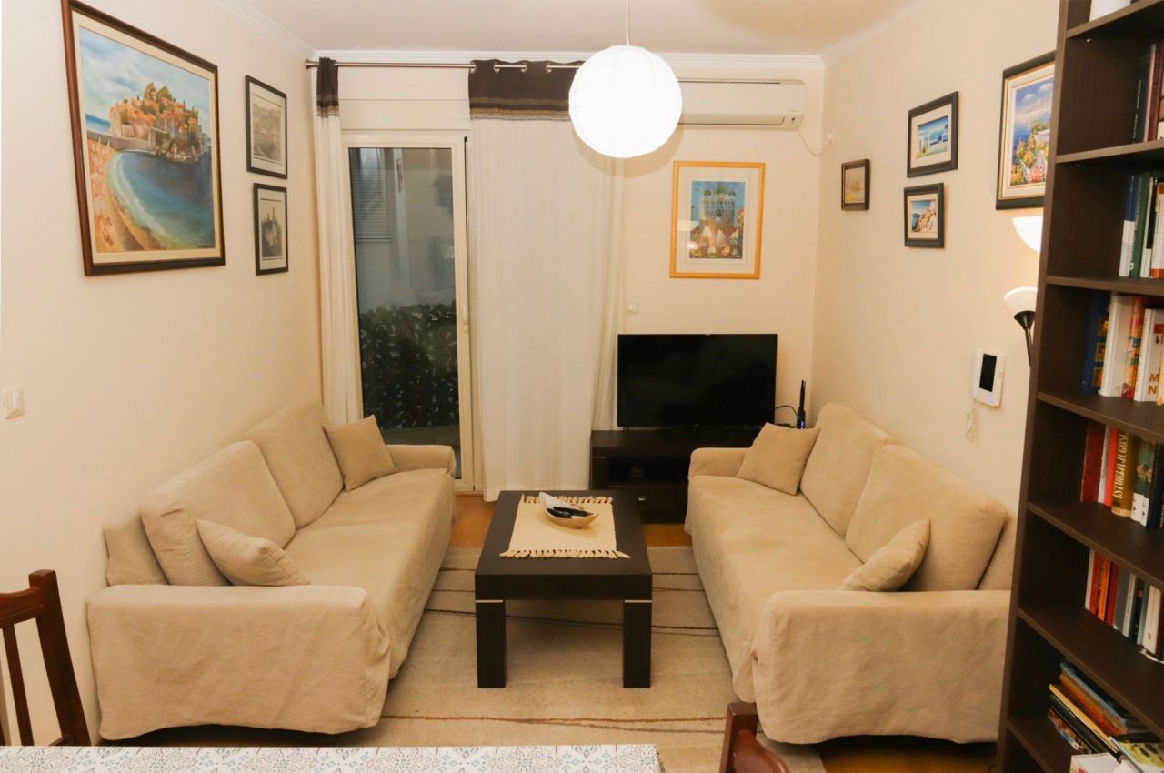Apartamento en Budva, Montenegro, 50 m² - imagen 1