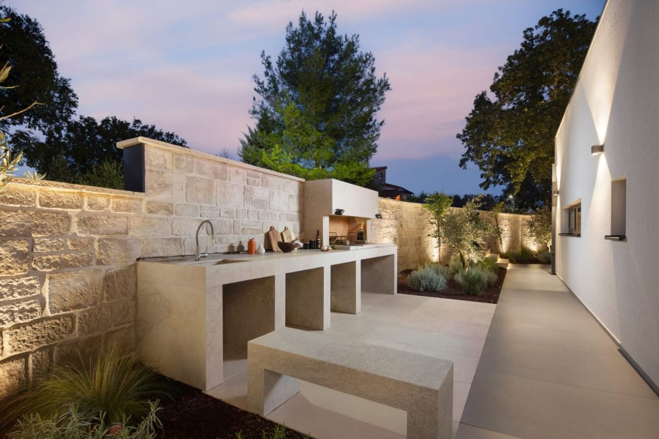 Villa in Rovinj, Croatia, 200 m² - picture 8