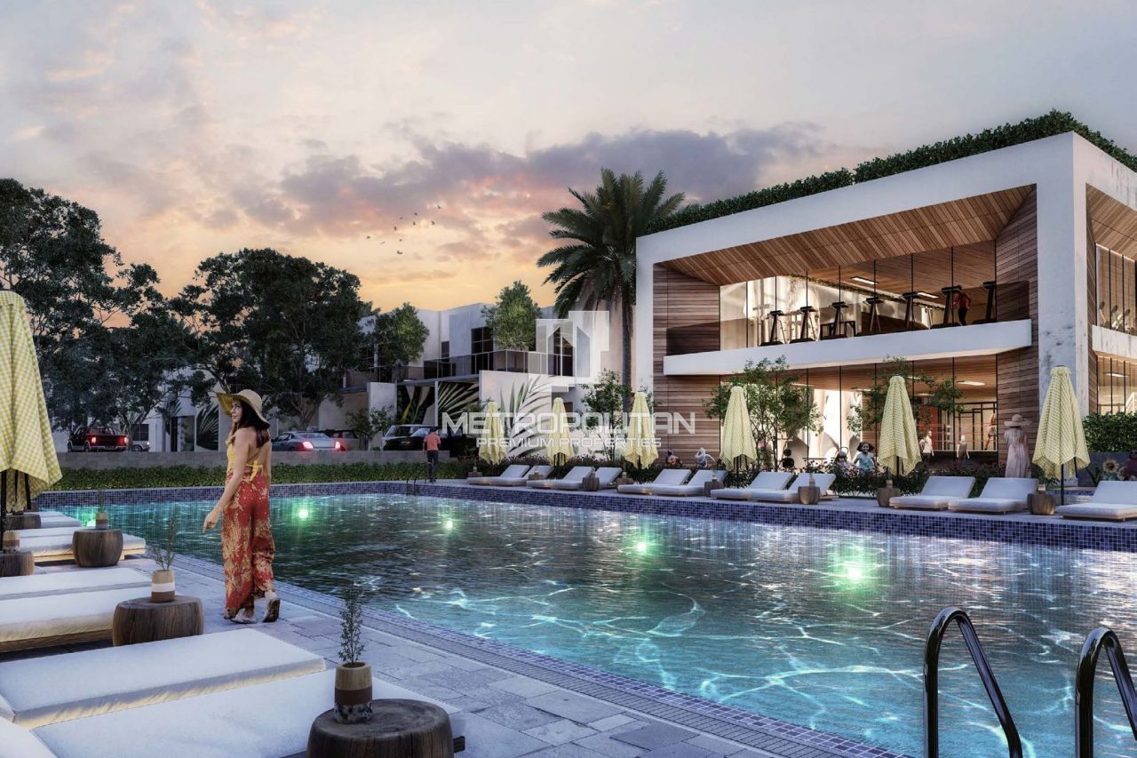 Townhouse in Dubai, UAE, 257 m² - picture 1