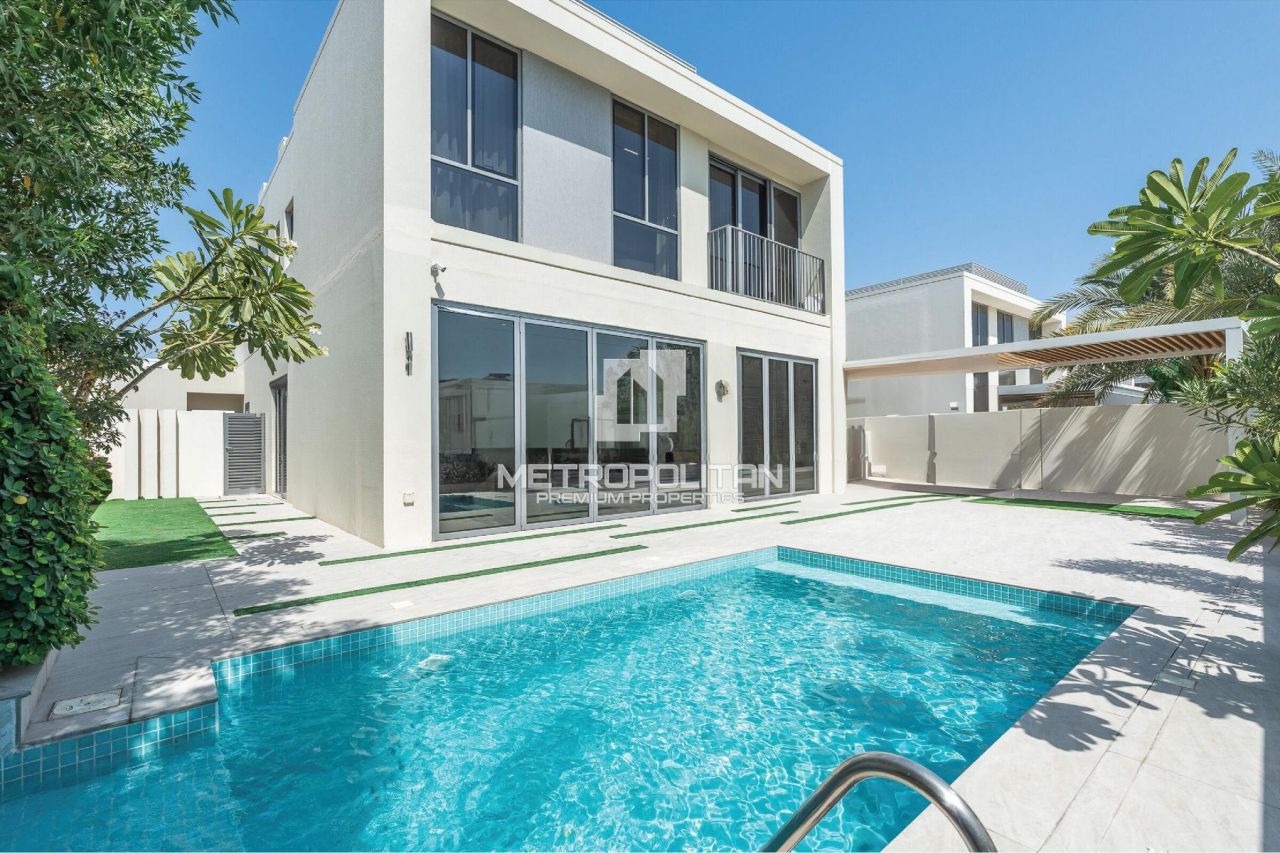 Villa in Dubai, UAE, 458 m² - picture 1
