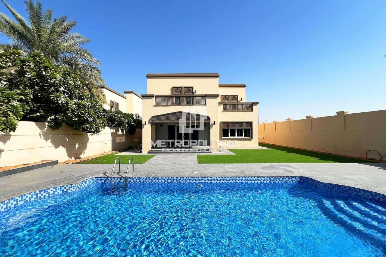 Villa in Dubai, VAE, 740 m² - Foto 1