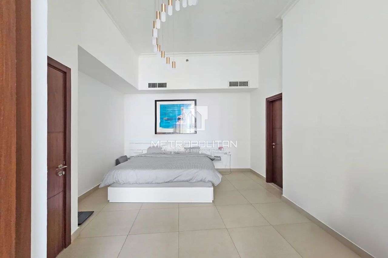 Apartment in Dubai, UAE, 124 m² - picture 3