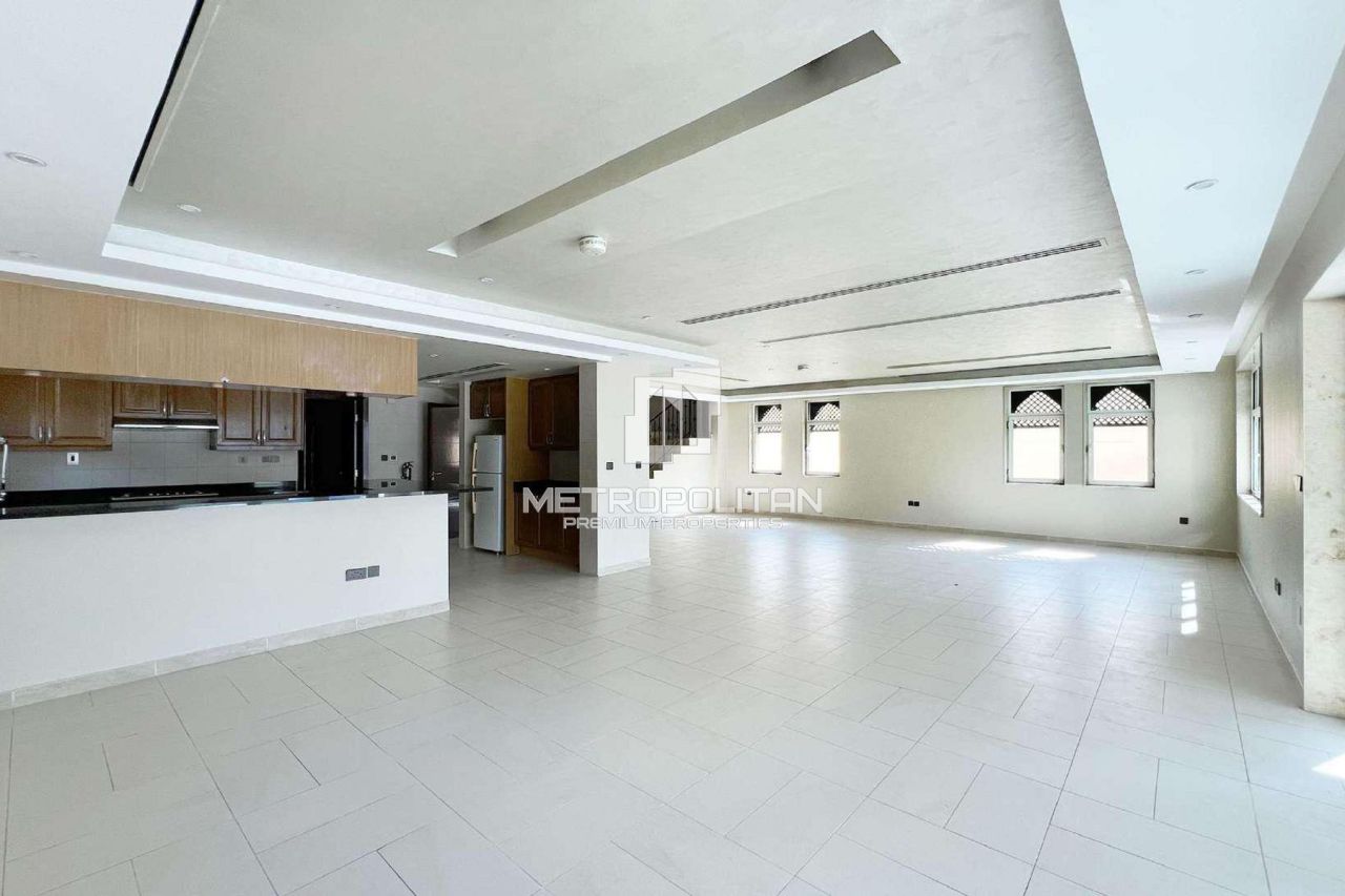 Villa à Dubaï, EAU, 740 m² - image 3