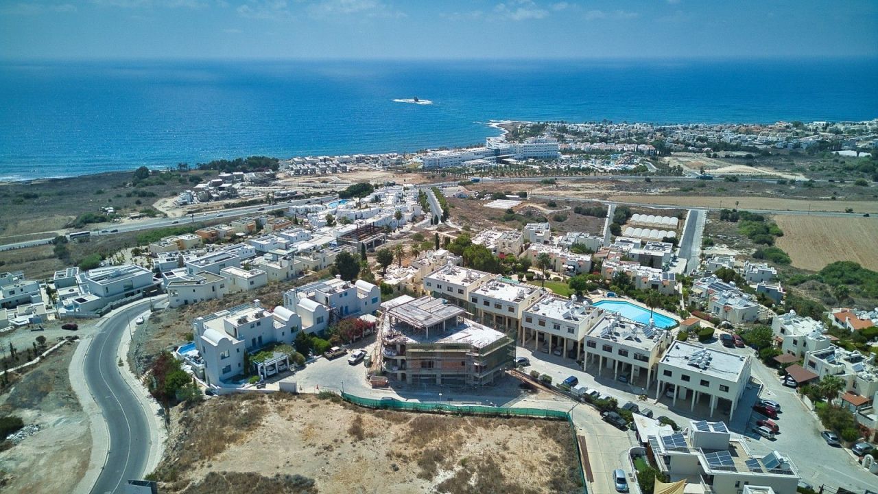 Penthouse in Paphos, Cyprus, 100 m² - picture 1