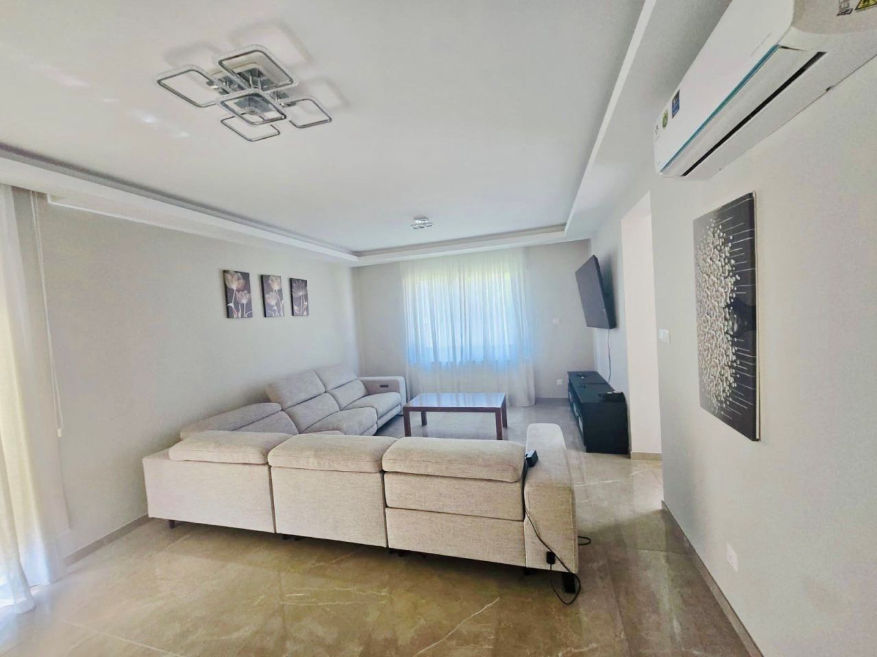 Casa en Germasogeia, Chipre - imagen 1