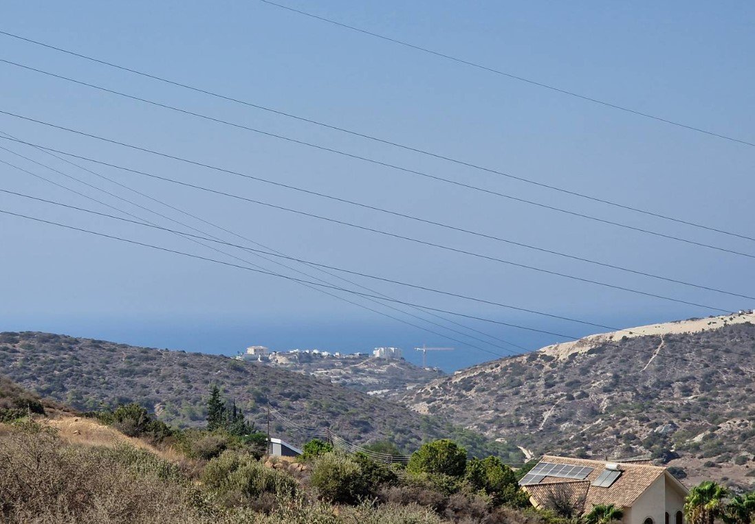 Land in Parekklisia, Cyprus, 3 412 m² - picture 1