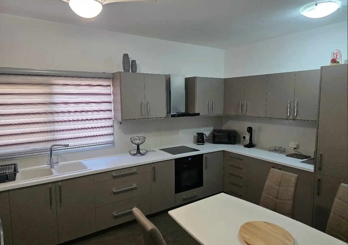 Apartment in Kato Polemidia, Cyprus, 120 m² - picture 2