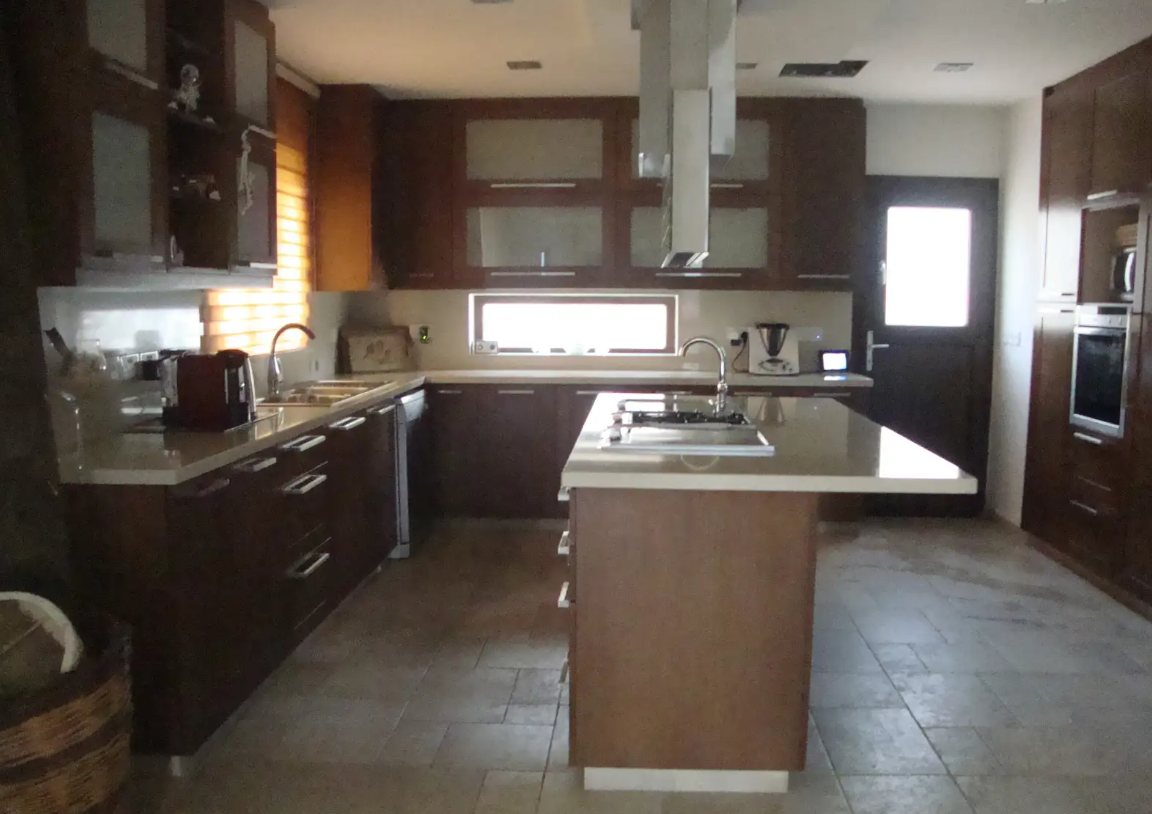 Casa en Limasol, Chipre, 350 m² - imagen 14