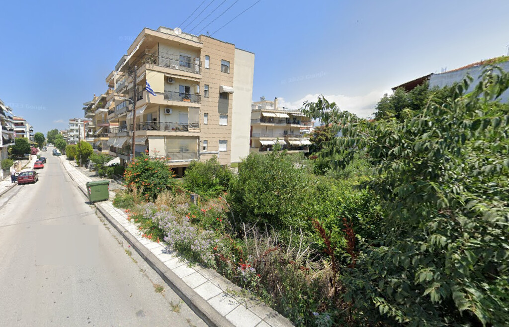 Land in Thessaloniki, Greece, 850 m² - picture 1