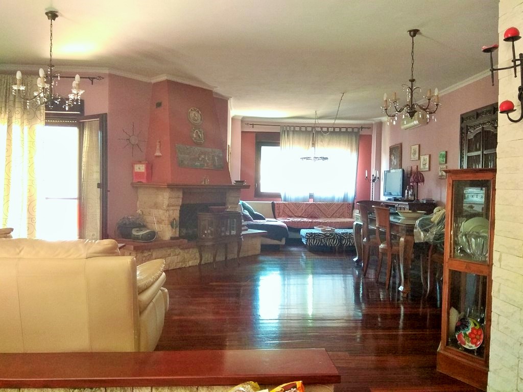 Maison à Thessalonique, Grèce, 204 m² - image 1
