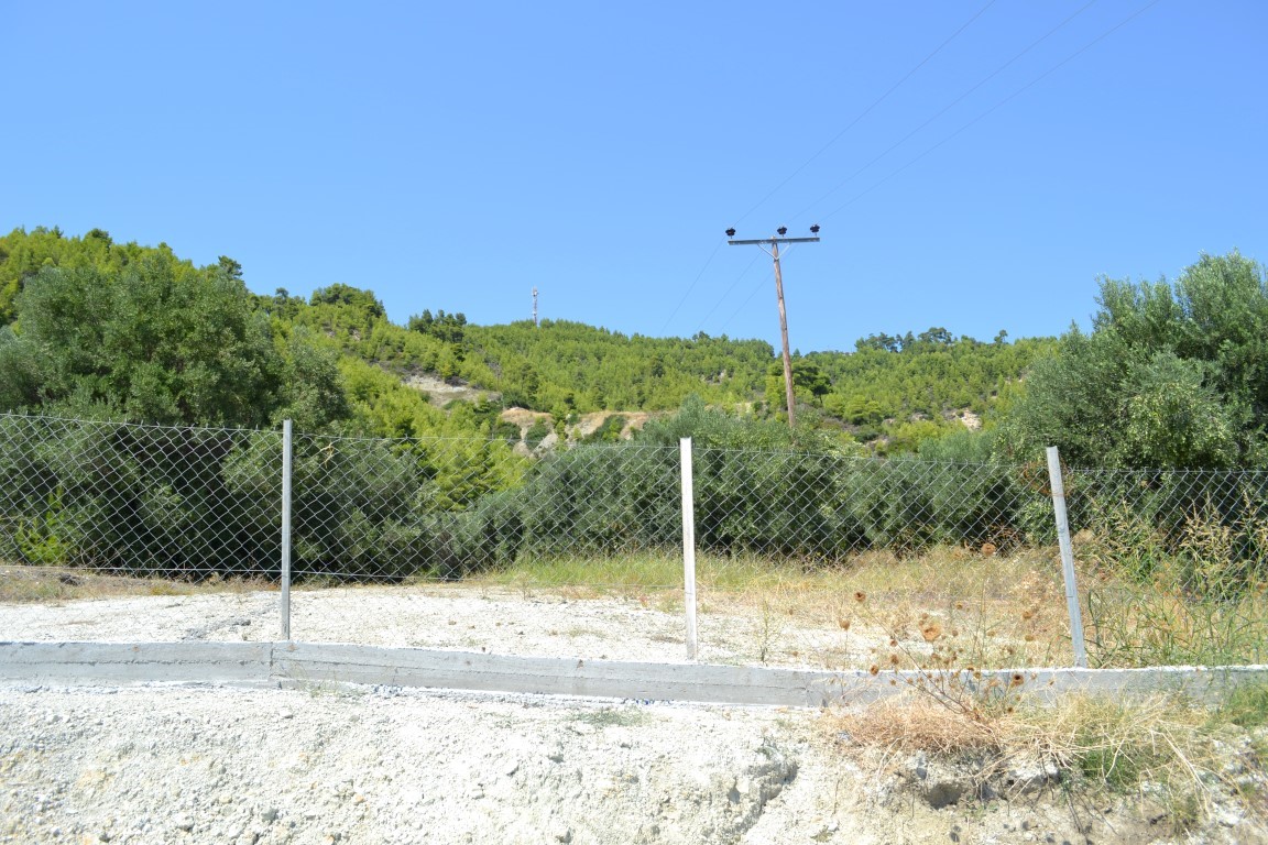 Grundstück in Kassandra, Griechenland, 31 000 m² - Foto 1