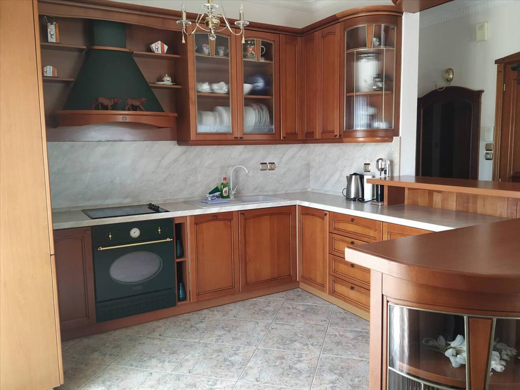 Villa en Olympiaki Akti, Grecia, 400 m² - imagen 1