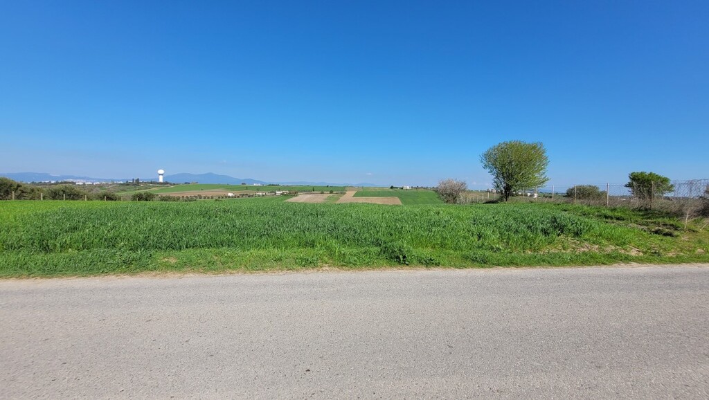 Terrain à Thessalonique, Grèce, 7 311 m² - image 1