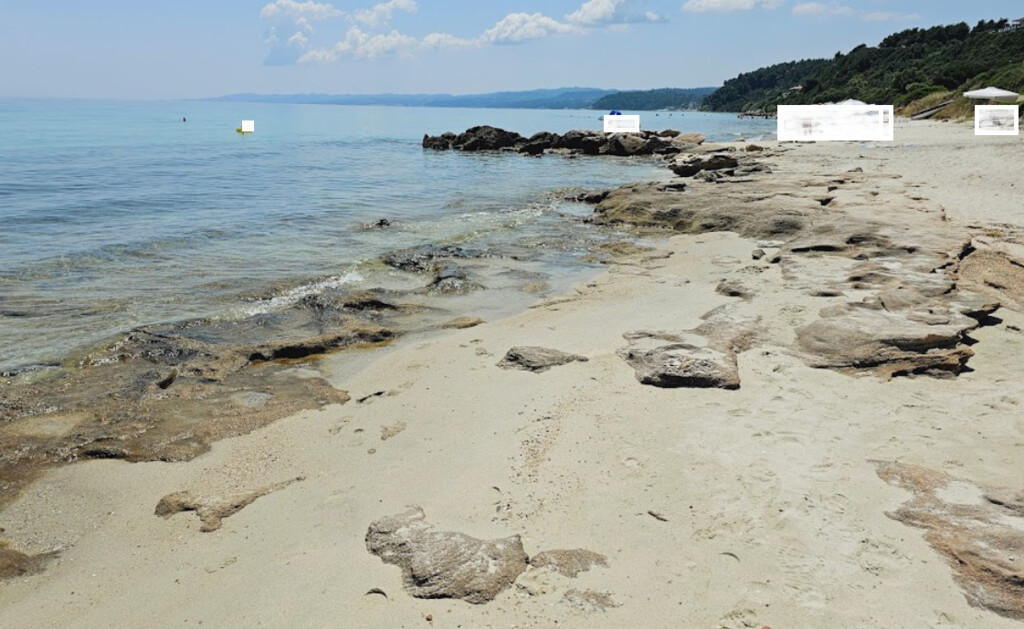 Grundstück in Kassandra, Griechenland, 1 600 m² - Foto 1