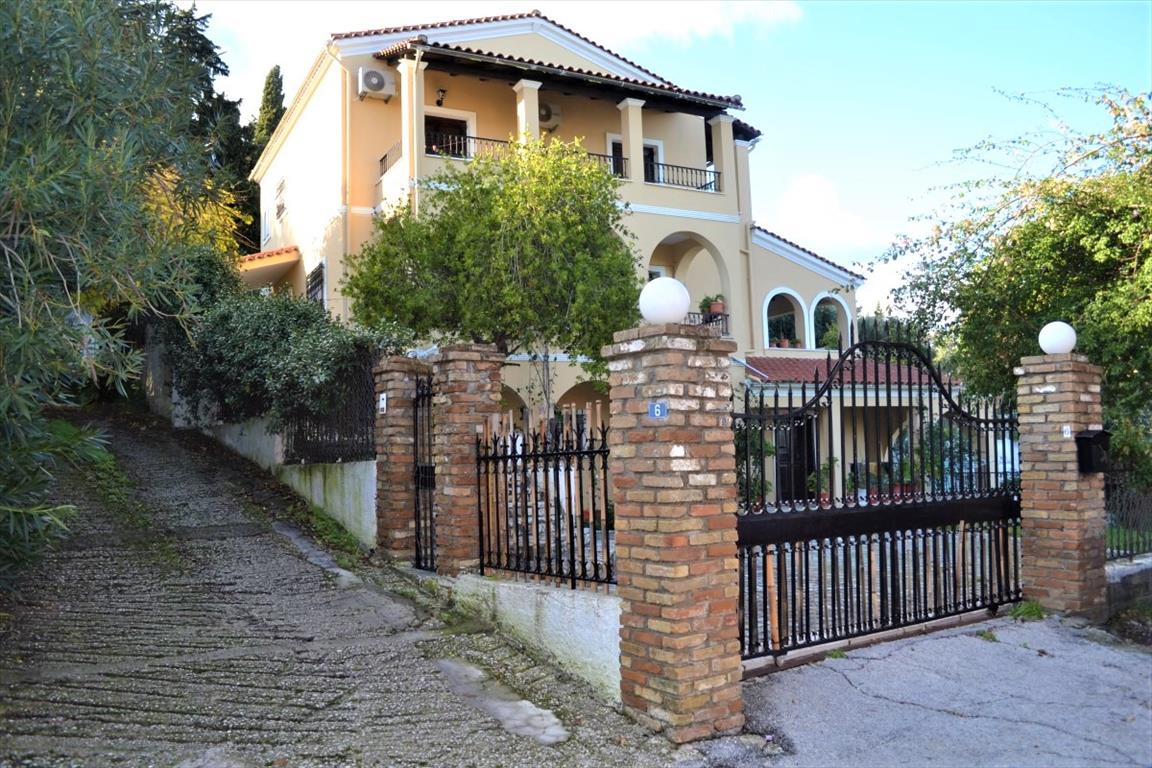 House in Corfu, Greece, 350 m² - picture 1