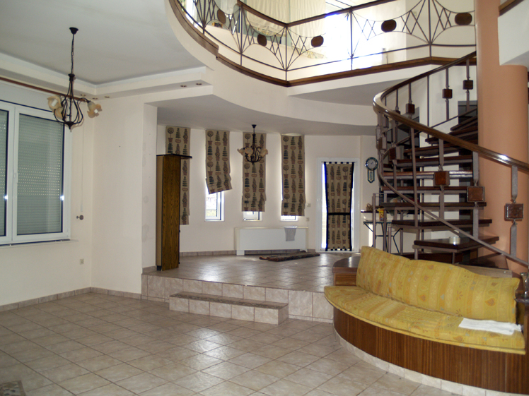 House in Thessaloniki, Greece, 300 m² - picture 1
