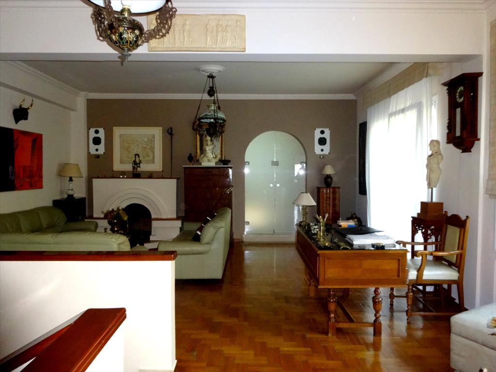 Villa in Attica, Greece, 700 m² - picture 1