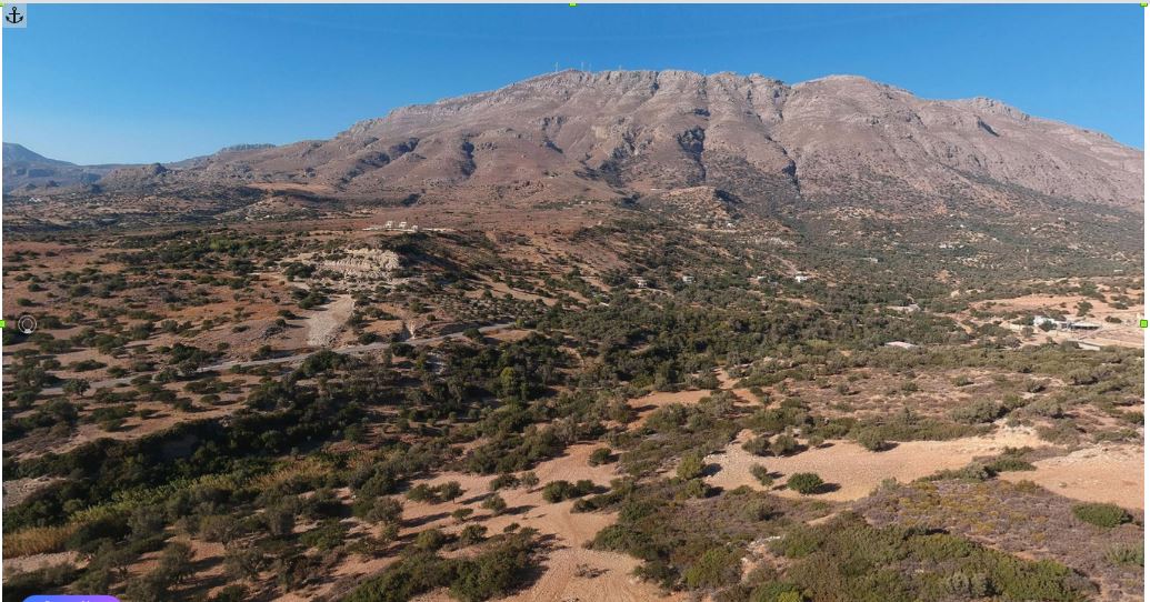 Terrain à Héraklion, Grèce, 14 500 m² - image 1