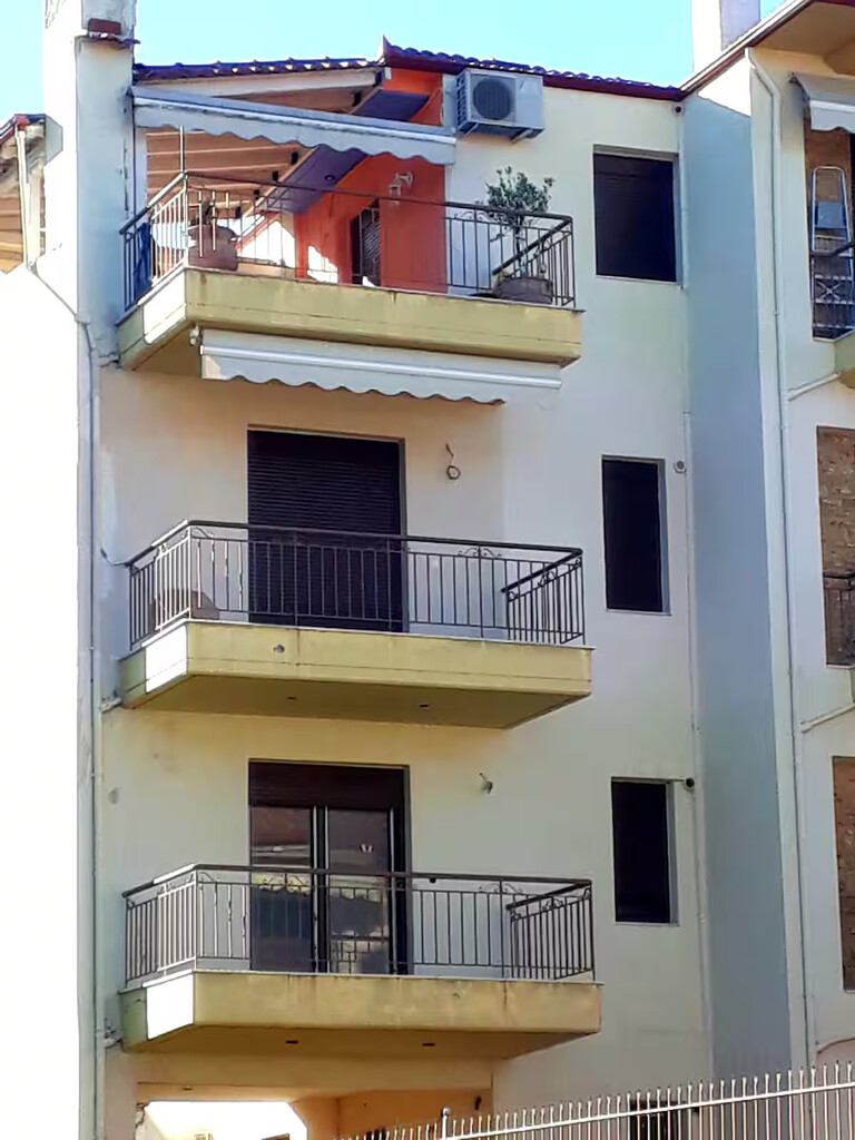 Appartement à Olympiaki Akti, Grèce, 55 m² - image 1