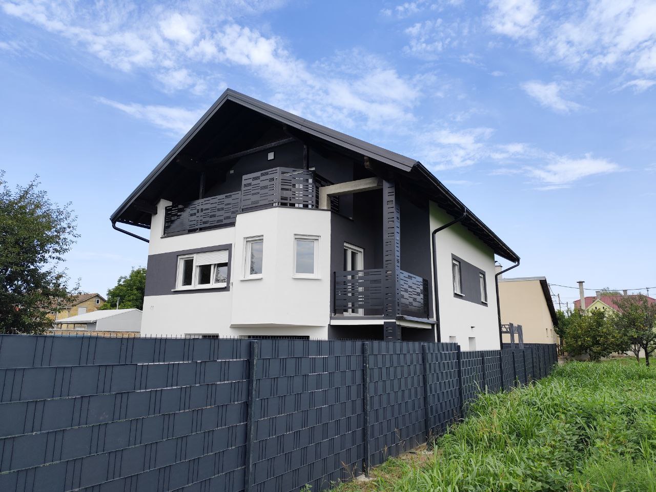 Villa in Novi Sad, Serbia, 260 m² - picture 2