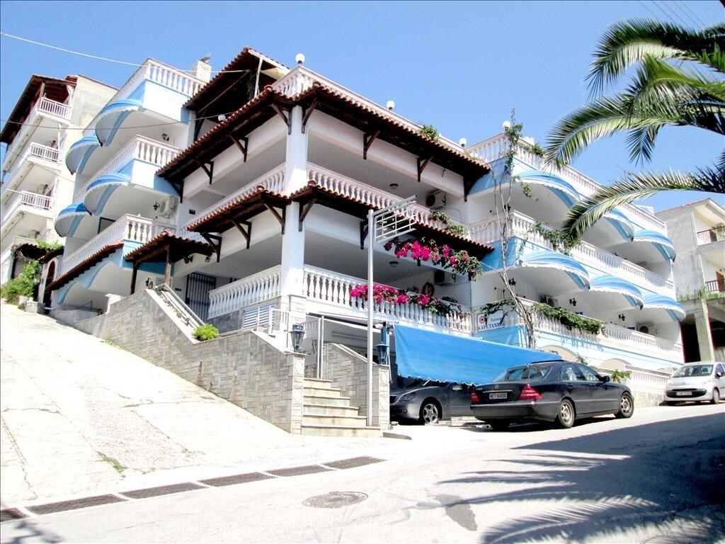 Hotel in Neos Marmaras, Greece, 640 m² - picture 1