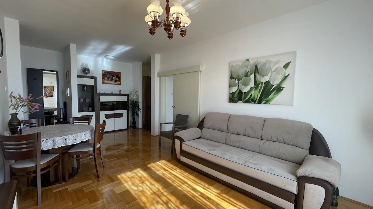 Appartement à Becici, Monténégro, 68 m² - image 1