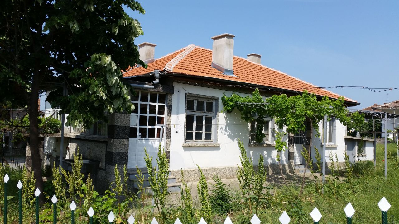 House in Burgas, Bulgaria, 120 m² - picture 1