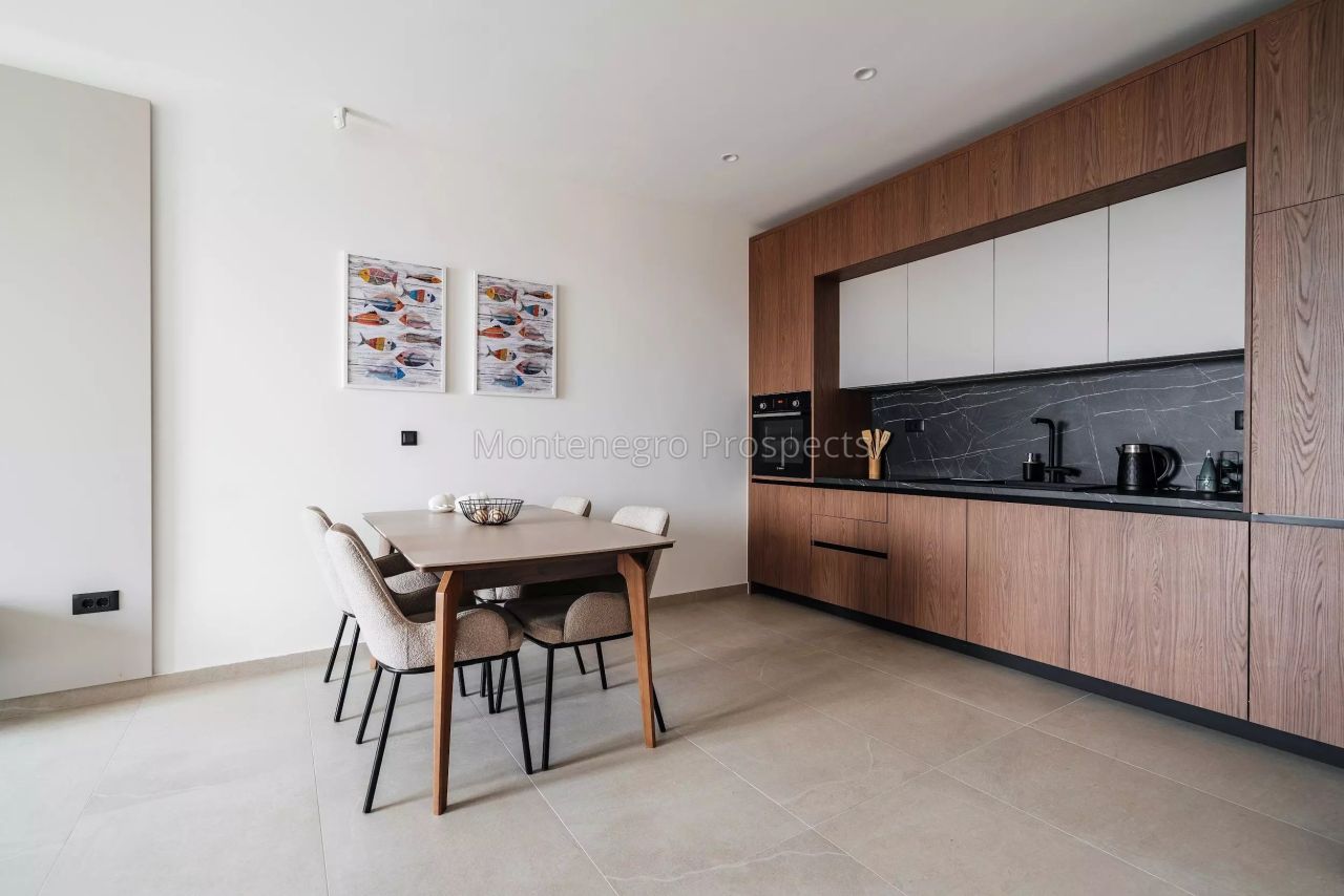 Villa à Rézévici, Monténégro, 318 m² - image 2