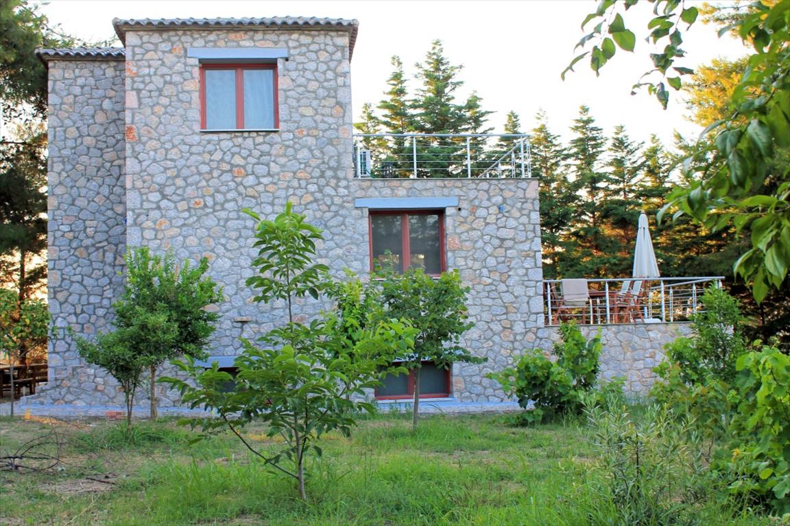 Villa sur Eubée, Grèce, 250 m² - image 1