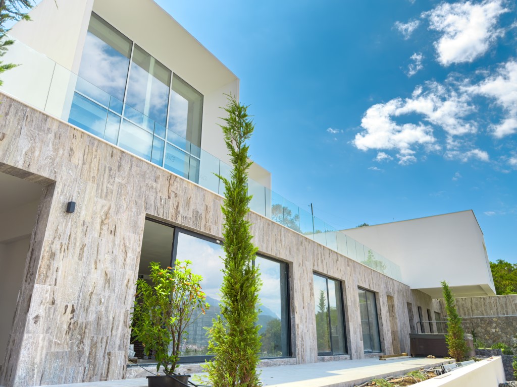 Piso en Krasici, Montenegro, 157 m² - imagen 1