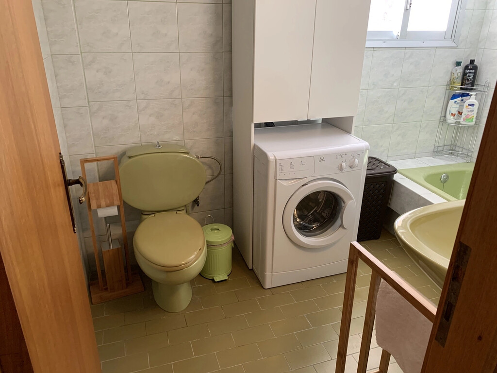 Flat in Loutraki, Greece, 89 m² - picture 11