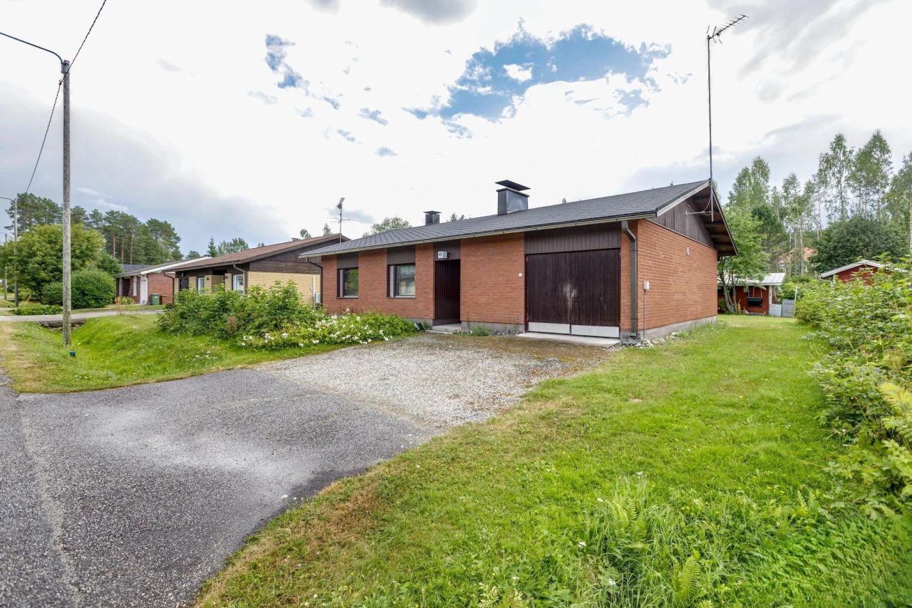 Casa en Kuhmo, Finlandia, 83 m² - imagen 1