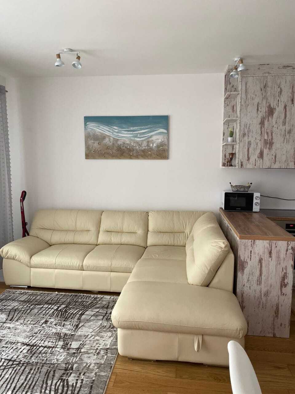 Piso en Rafailovici, Montenegro, 73 m² - imagen 1