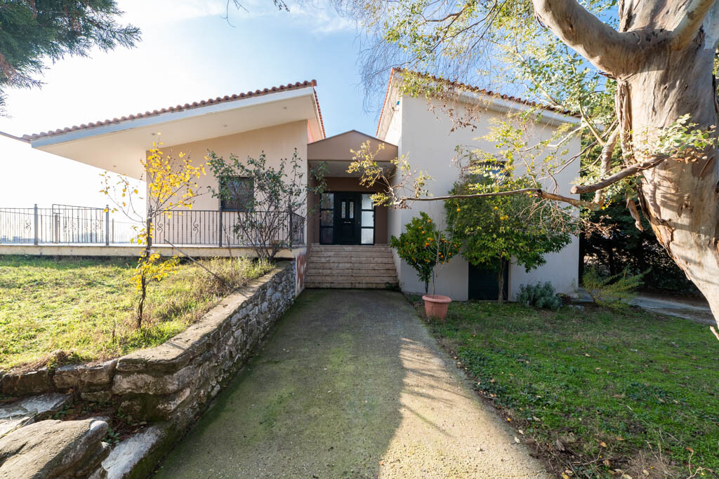 Villa en Kavala, Grecia, 370 m² - imagen 1