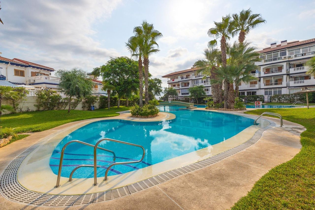 Apartment in Torrevieja, Spanien, 60 m² - Foto 1
