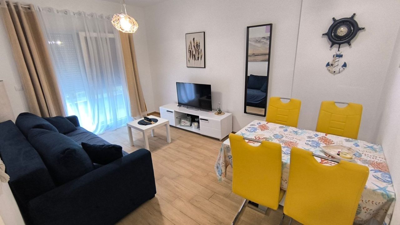 Apartamento en Budva, Montenegro, 48 m² - imagen 1
