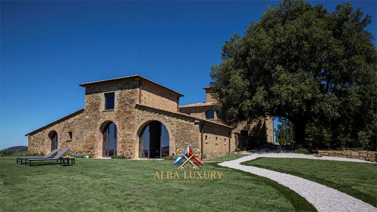Villa in Torrita di Siena, Italy, 450 m² - picture 1