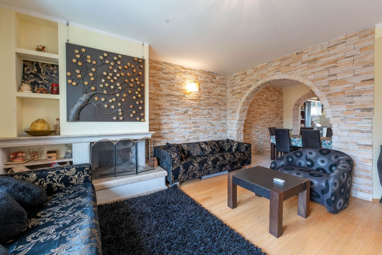 Villa a Opatija, Croazia, 261 m² - foto 4