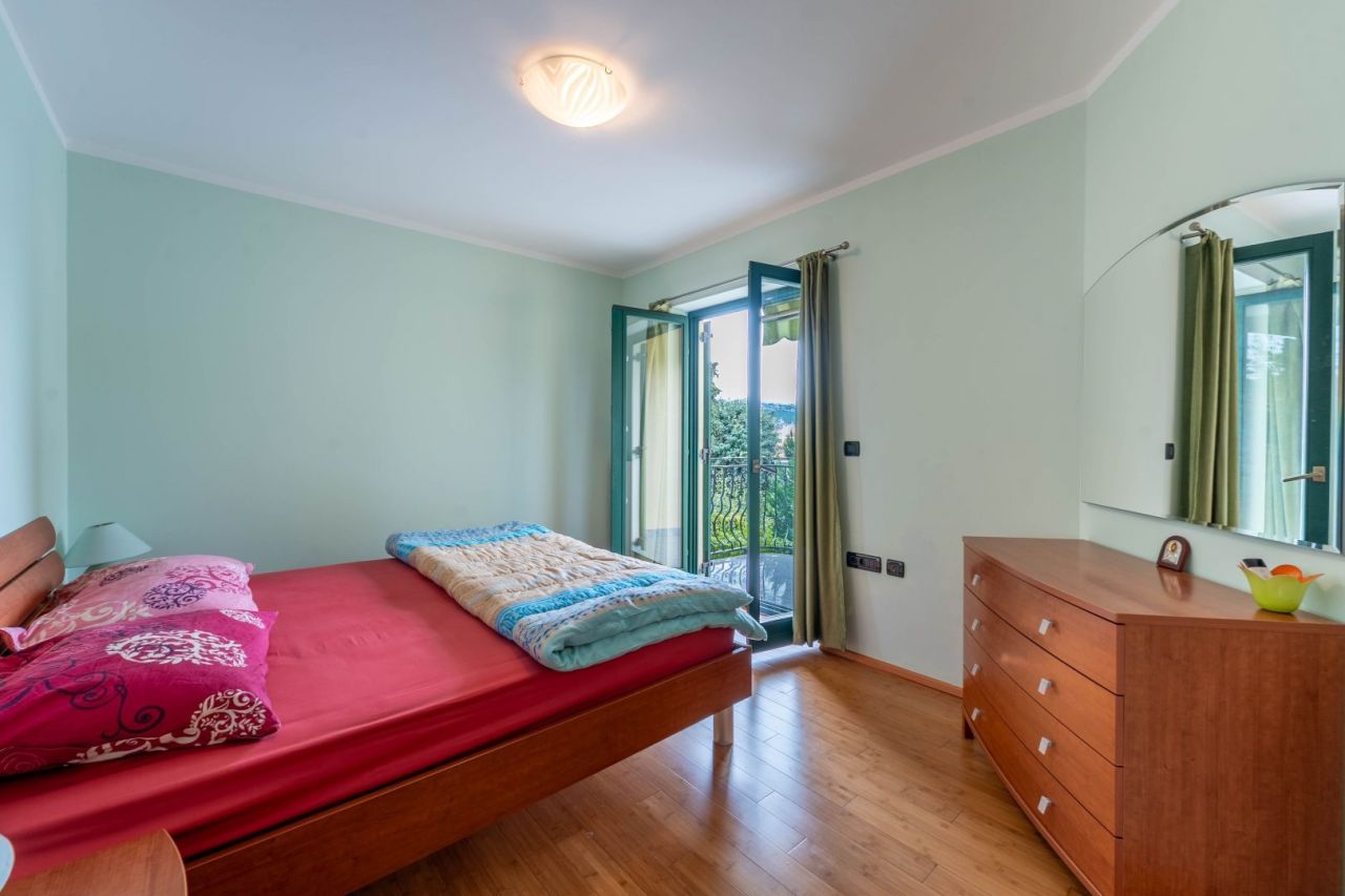 Villa a Opatija, Croazia, 261 m² - foto 10