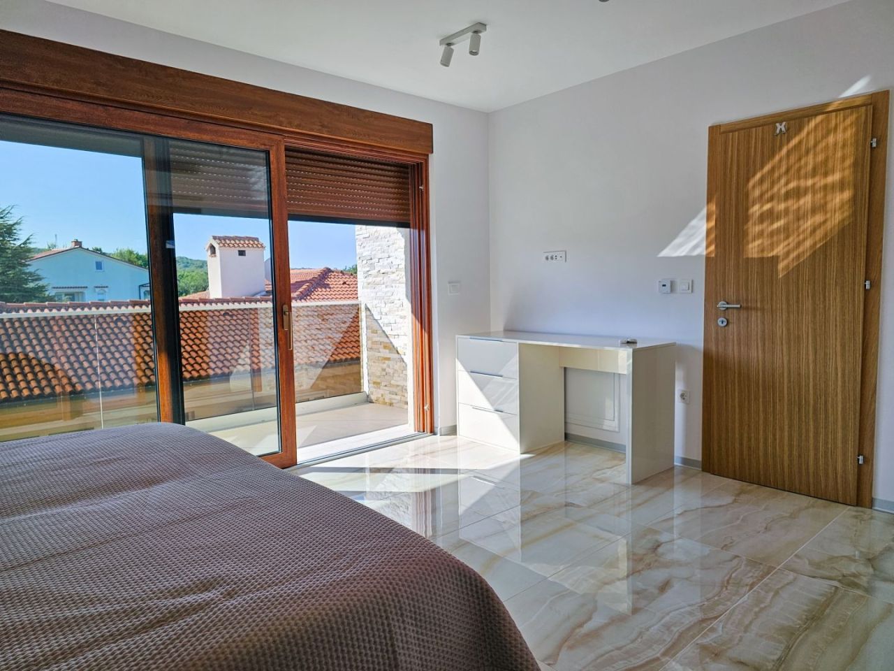 Villa in Malinska-Dubasnica, Croatia, 280 m² - picture 19