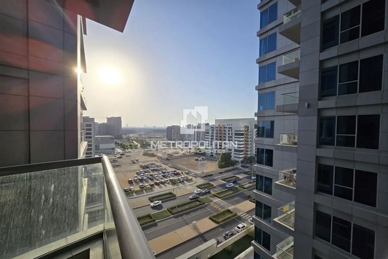 Apartamento en Dubái, EAU, 117 m² - imagen 1