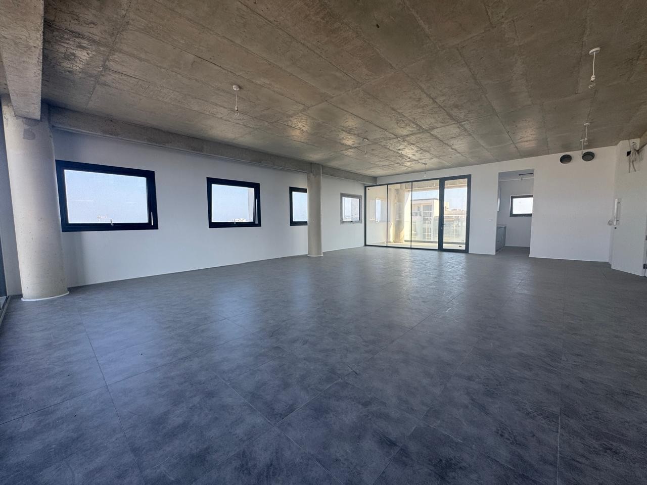 Büro in Limassol, Zypern, 1 000 m² - Foto 3