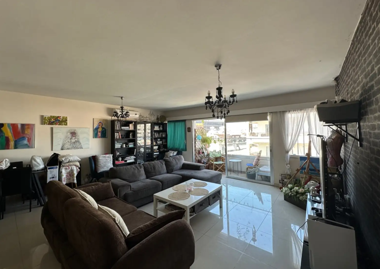 Apartamento en Lárnaca, Chipre, 100 m² - imagen 1